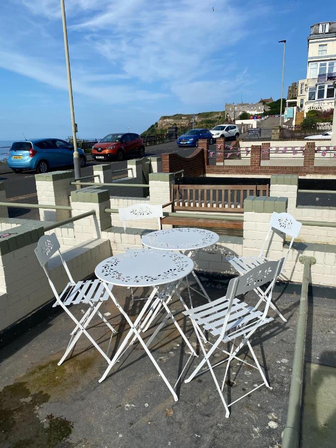 Seascape - Fantastic Location With Sea Views! 스카버러 외부 사진