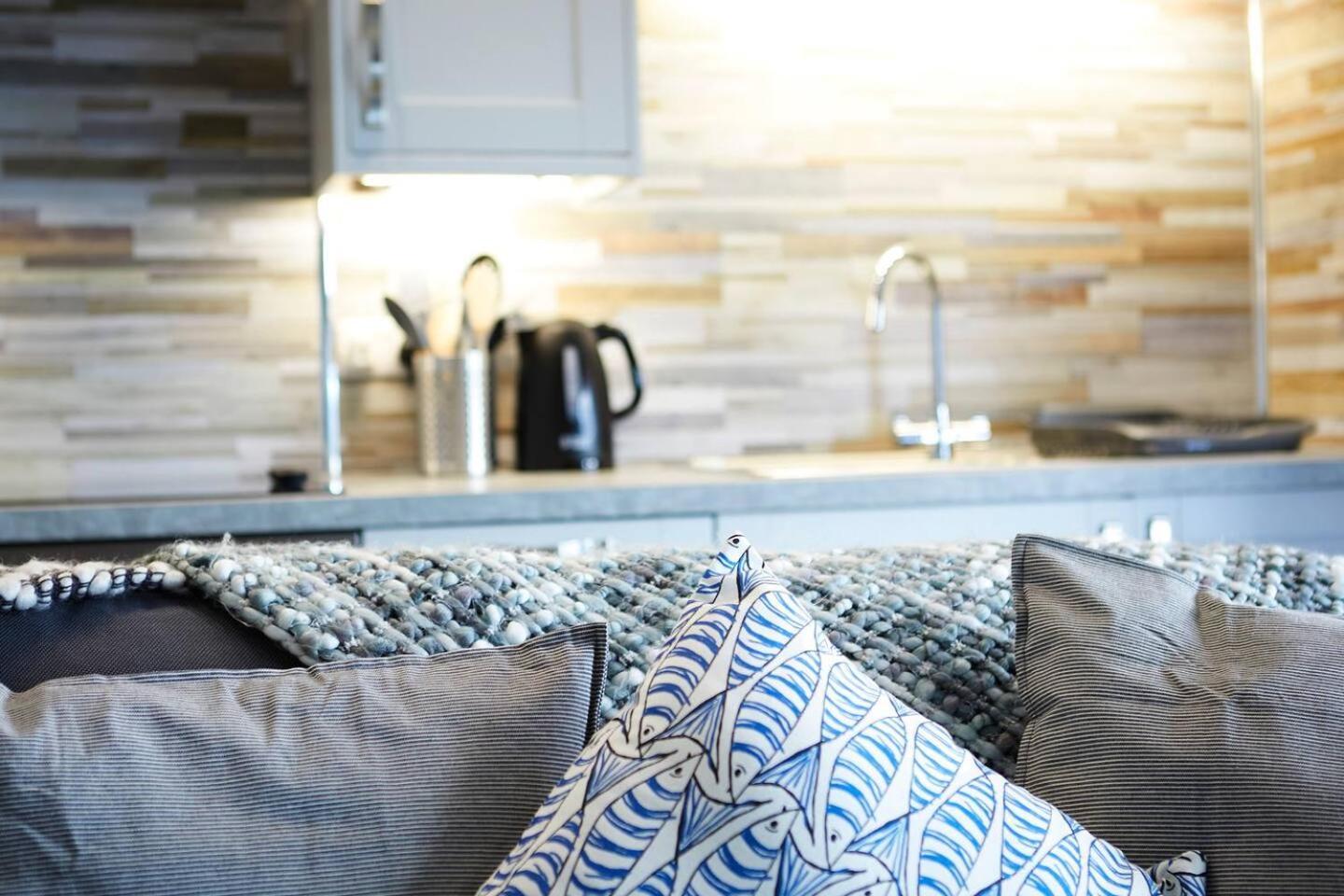 Seascape - Fantastic Location With Sea Views! 스카버러 외부 사진